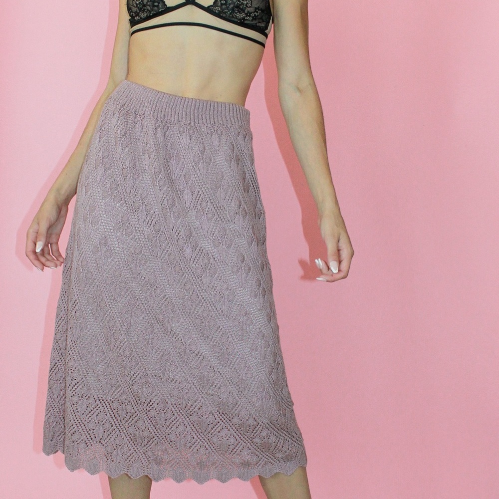 VTG 70s Open-Weave Lilac Crocheted Midi Skirt - 14